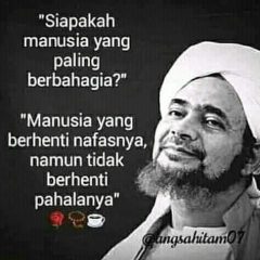 Islam ialah agama resmi Malaysia.